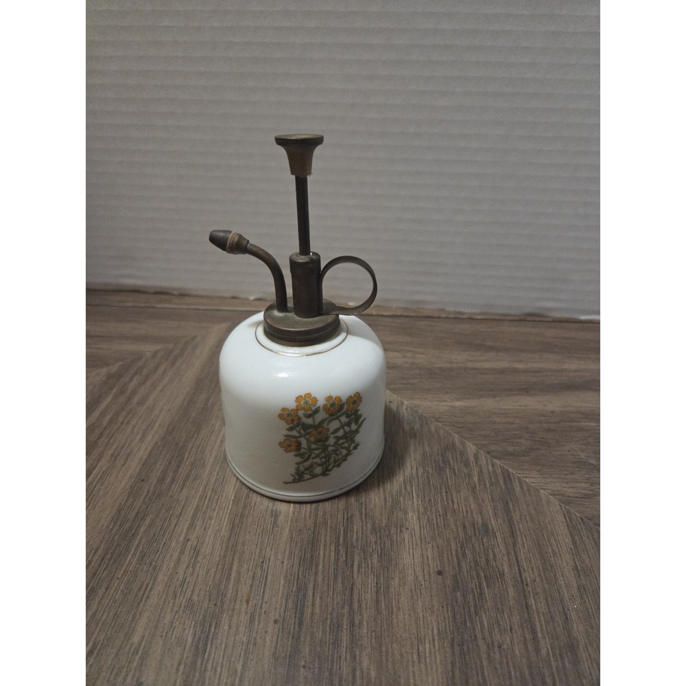 Saji vintage ceramic pump spray bottle, white floral, made in Japan, 1970s